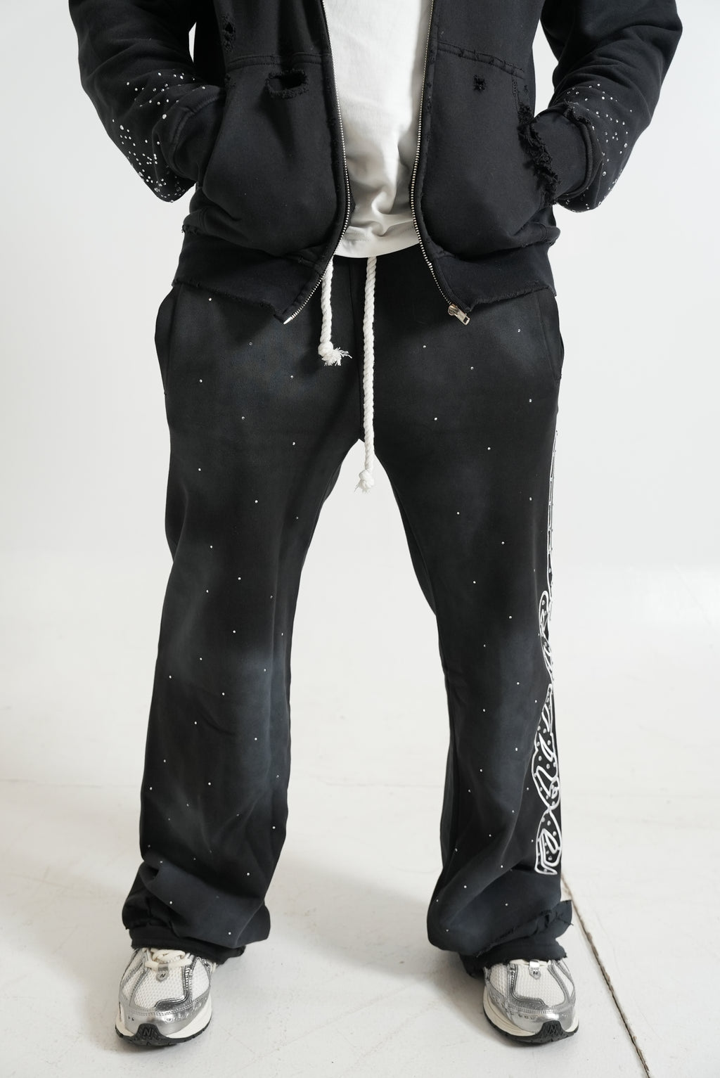 SWAVE Stone Sweats